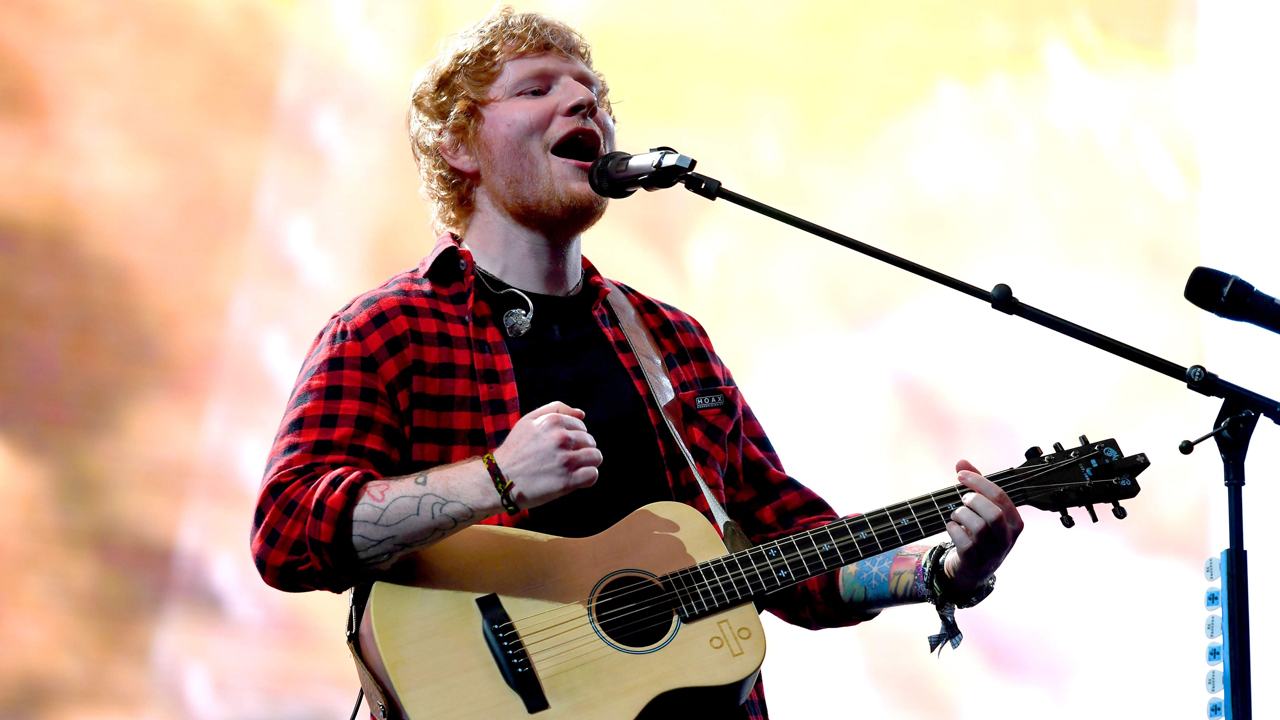 Ed Sheeran Siapkan Album Kompilasi dari Tur ‘Mathematics’