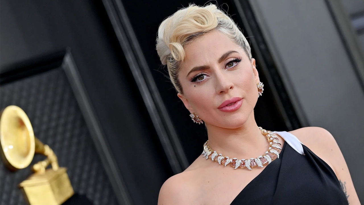 Lady Gaga Sindir Teman Kuliah yang Mengejeknya Saat Hengkang dari Kampus