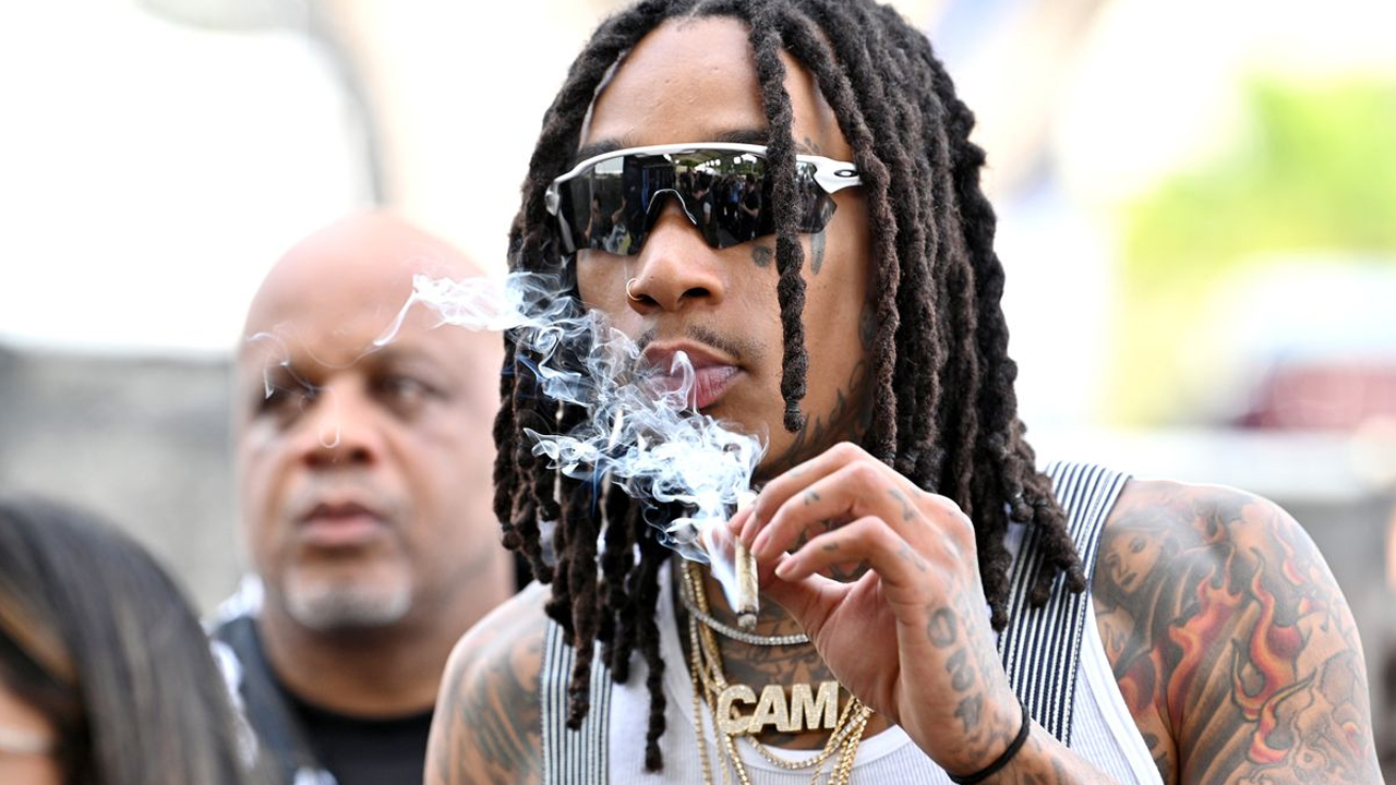 Wiz Khalifa Ditahan di Rumania Karena Kepemilikan Ganja Saat Manggung